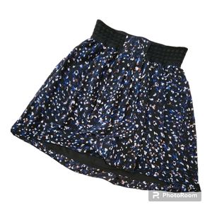 Dynamite Skirt